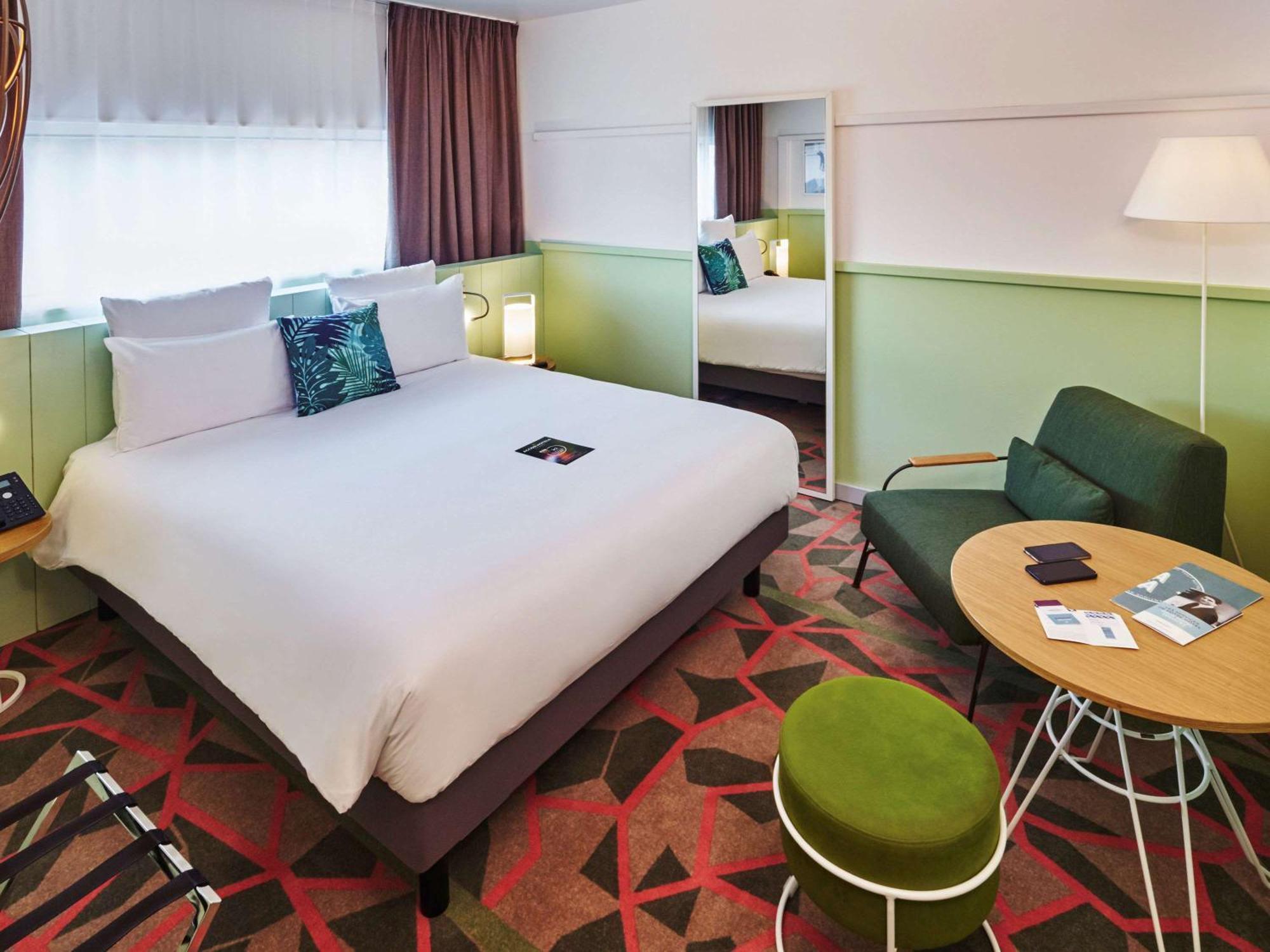 Mercure Paris Orly Airport Exterior photo