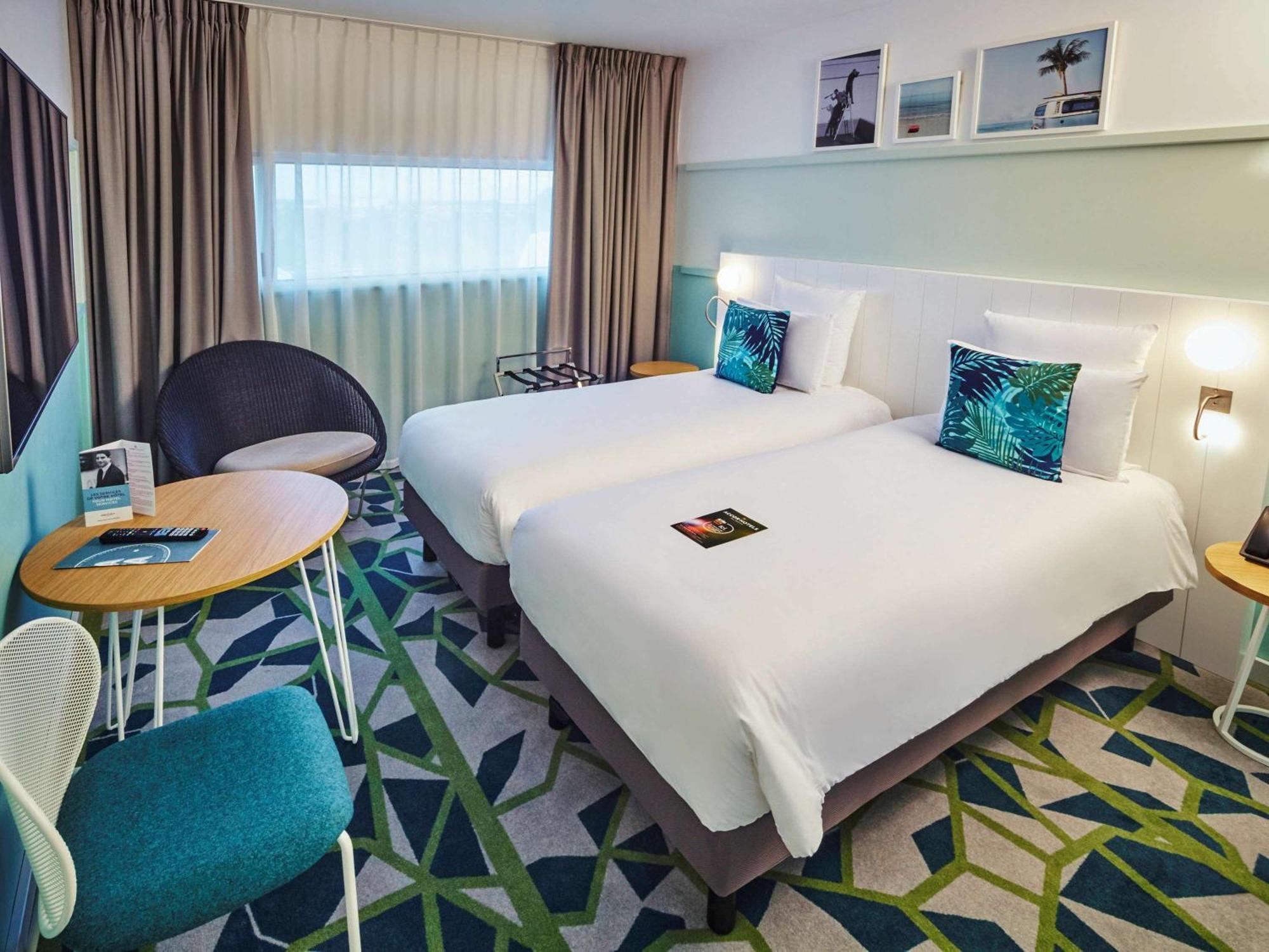 Mercure Paris Orly Airport Exterior photo